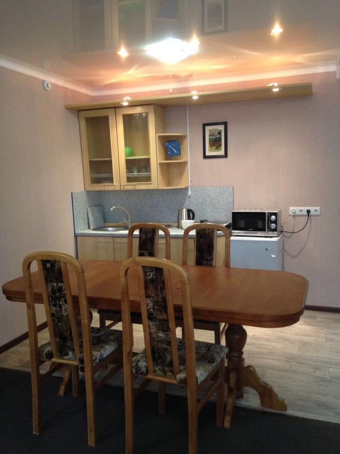 Oolit Hotel Lisakovsk Bagian luar foto